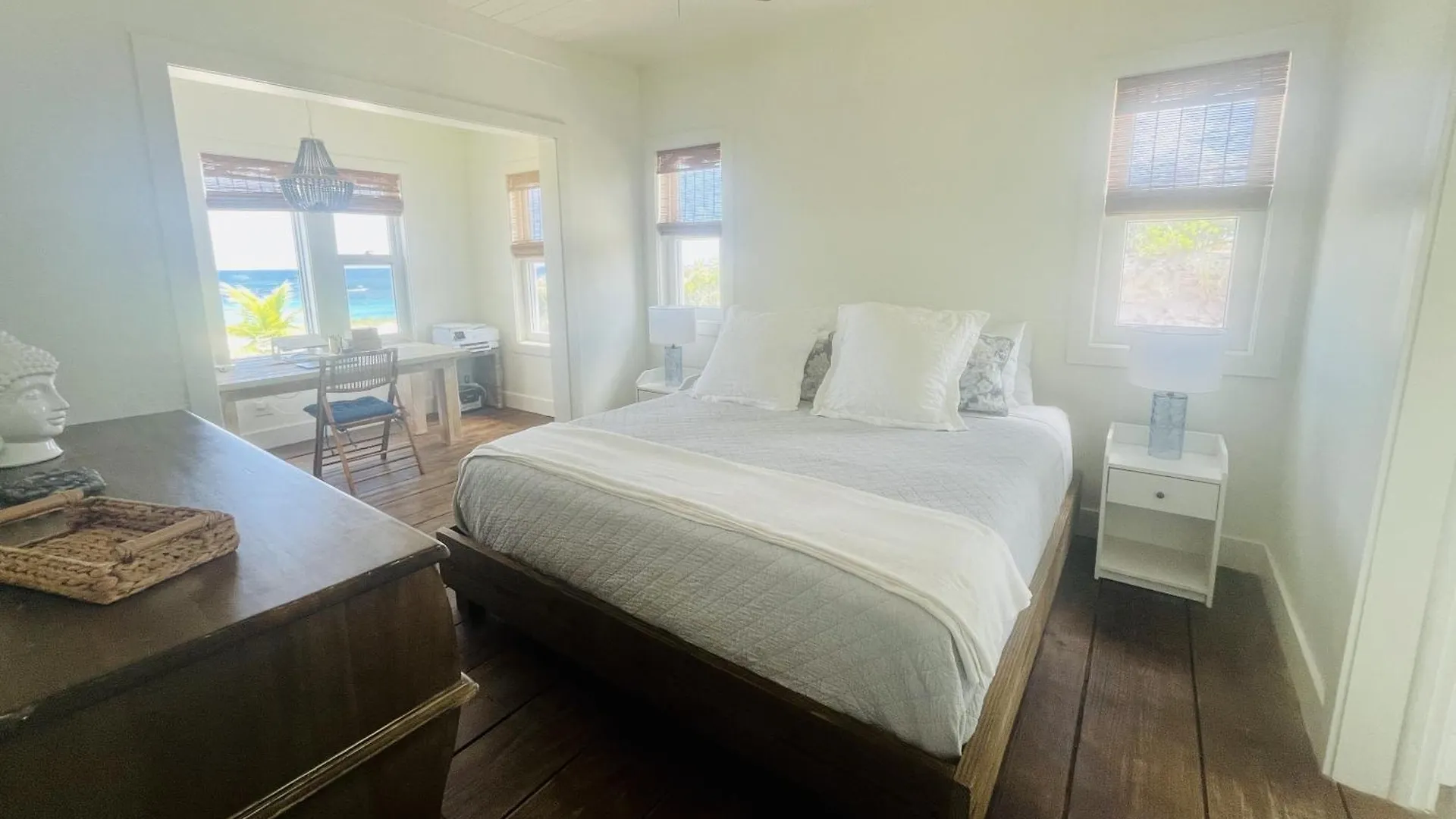 The Beach Bungalows Estate Estate James Cistern Apartment